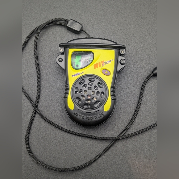 Vintage Y2K Tiger HIT CLIPS Boom Box 4 Players 5 Music Cartridges Dance Bot Lot - Picture 6 of 15